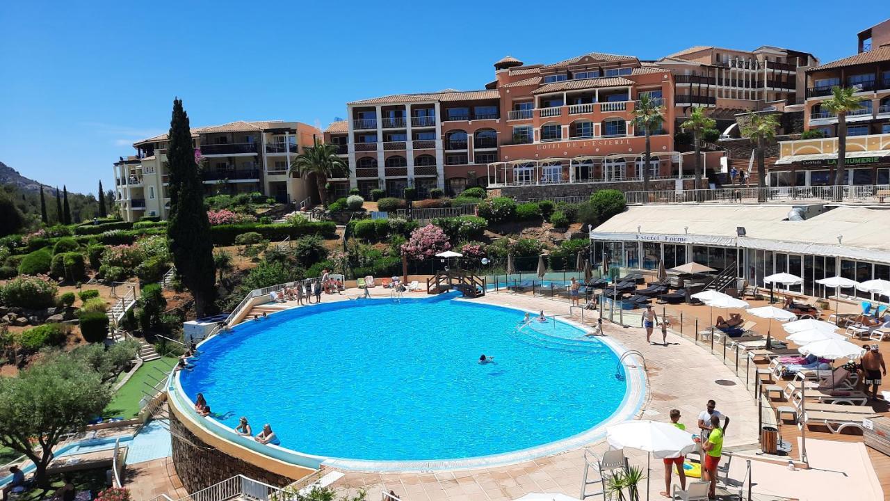 Huuummm C'Est La ! Beau T2 Cap Esterel Village Avec Clim ! Saint-Raphaël Esterno foto