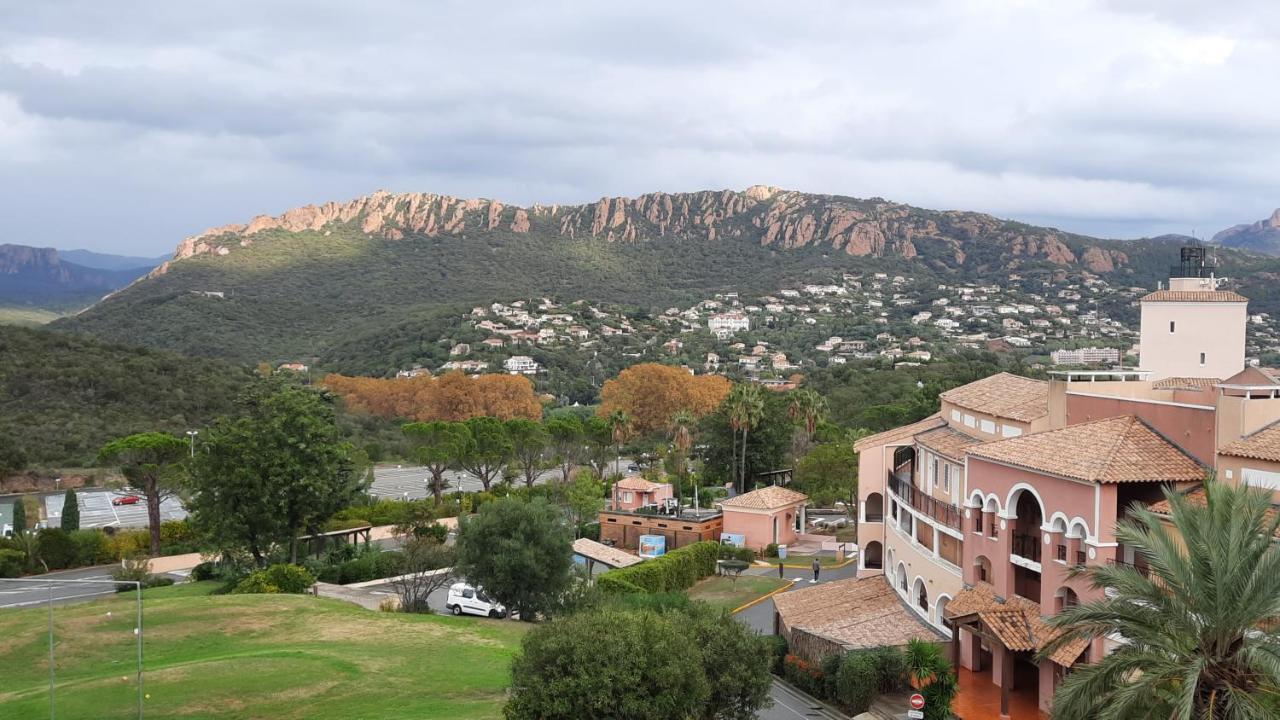 Huuummm C'Est La ! Beau T2 Cap Esterel Village Avec Clim ! Saint-Raphaël Esterno foto
